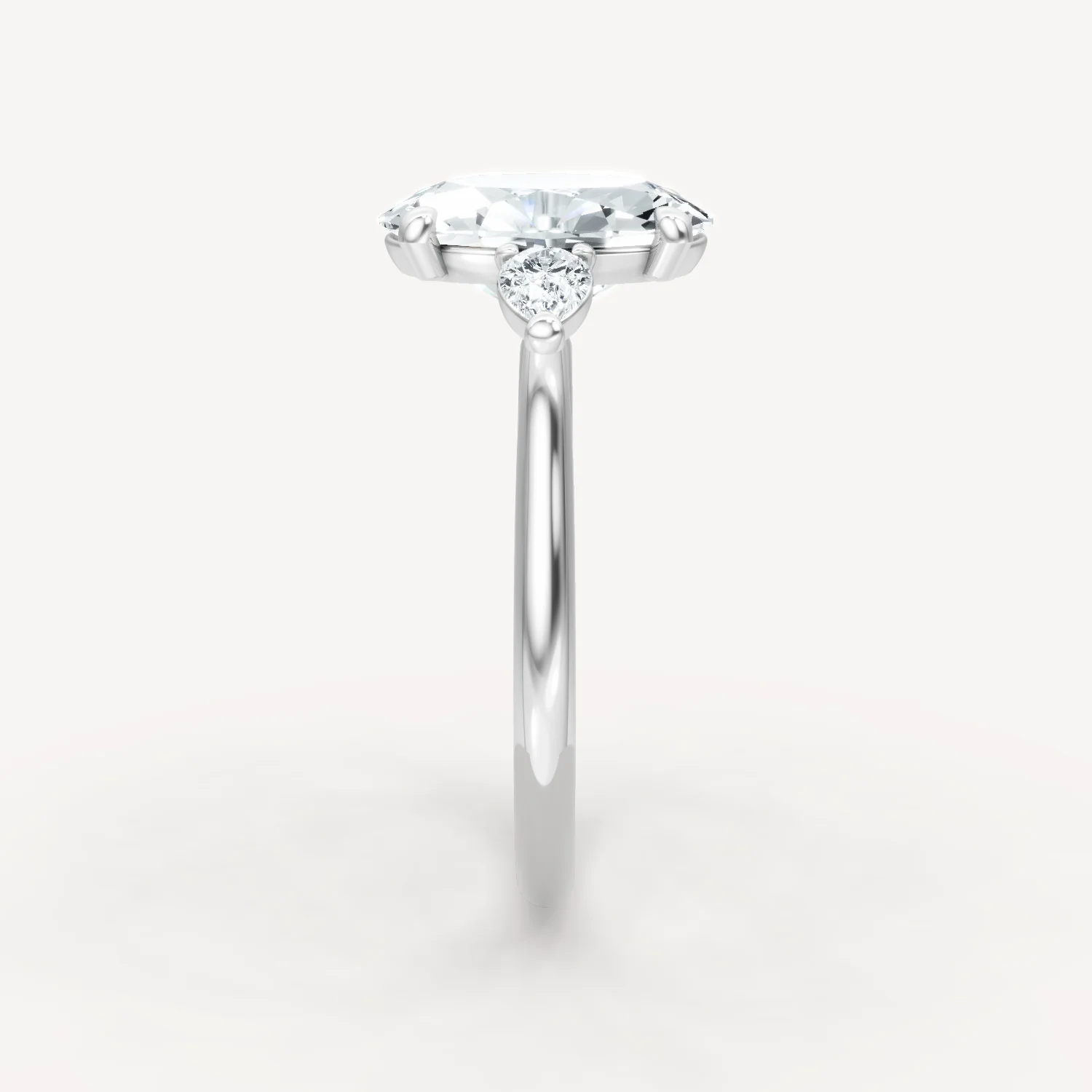 Floating Trinity - Oval - Image 6